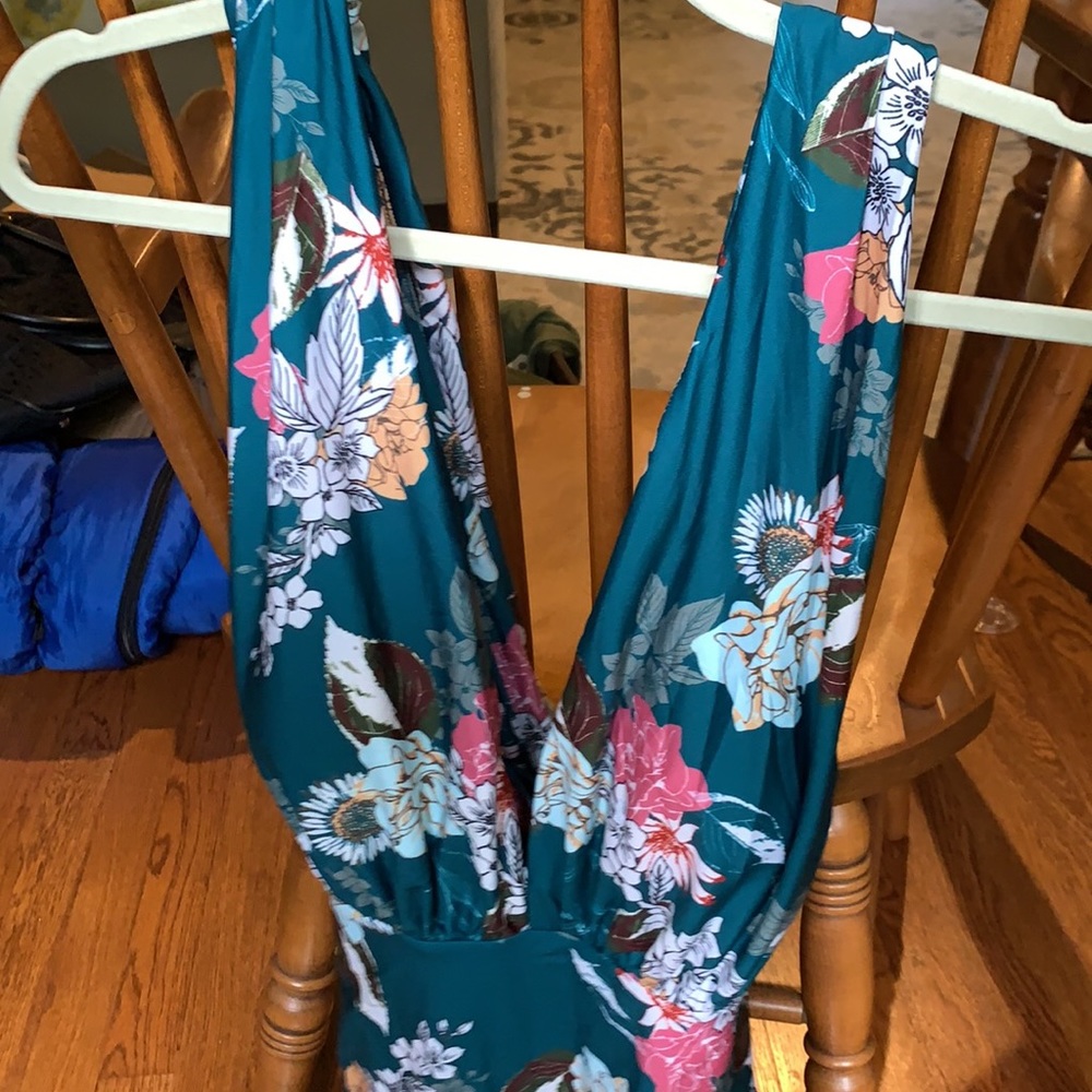 ModCloth Lauren green floral plunge one piece - Picture 8 of 13